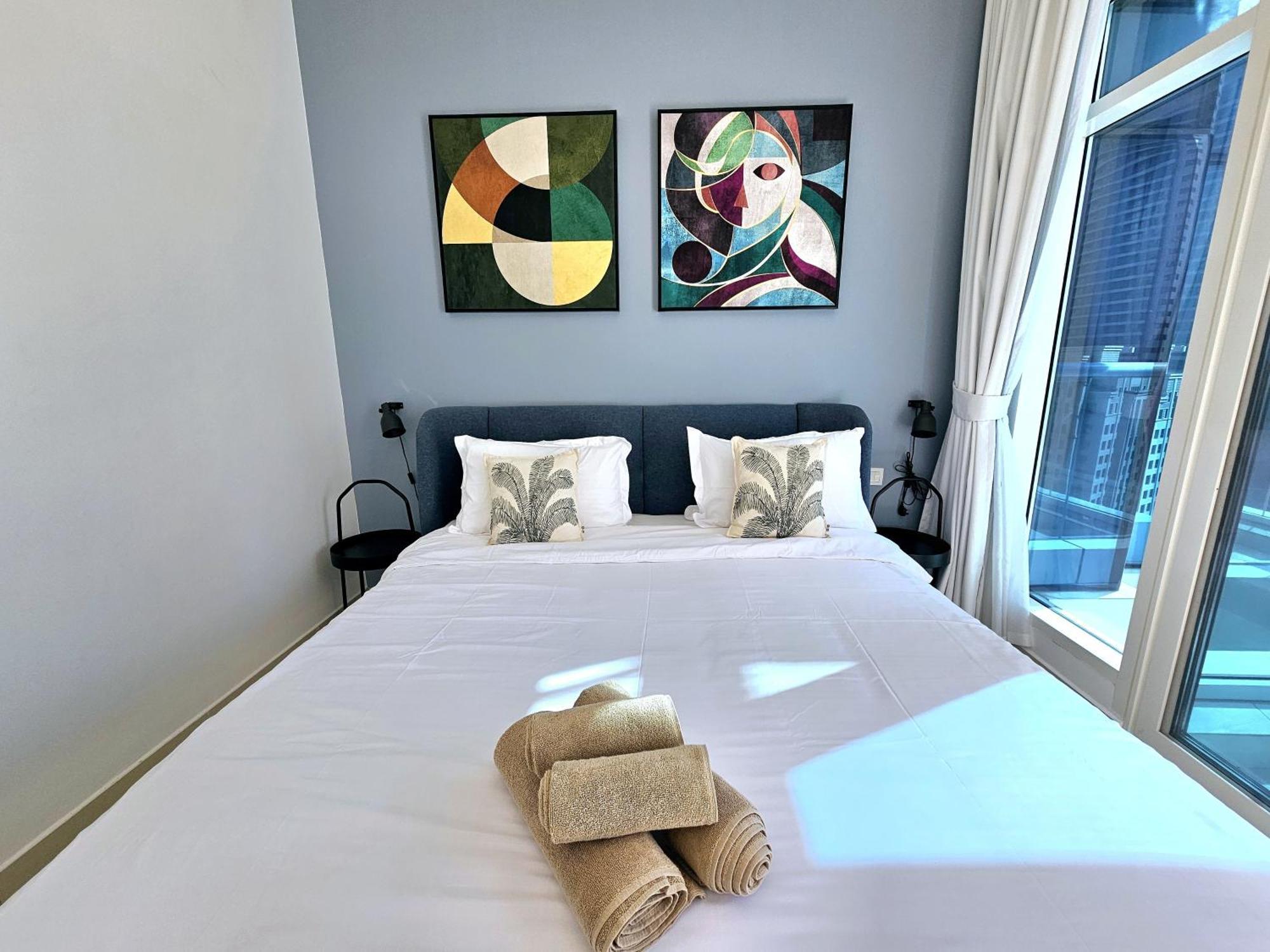 Apartament Sunrise Homes - 2 Bedroom With Panoramic Marina Views