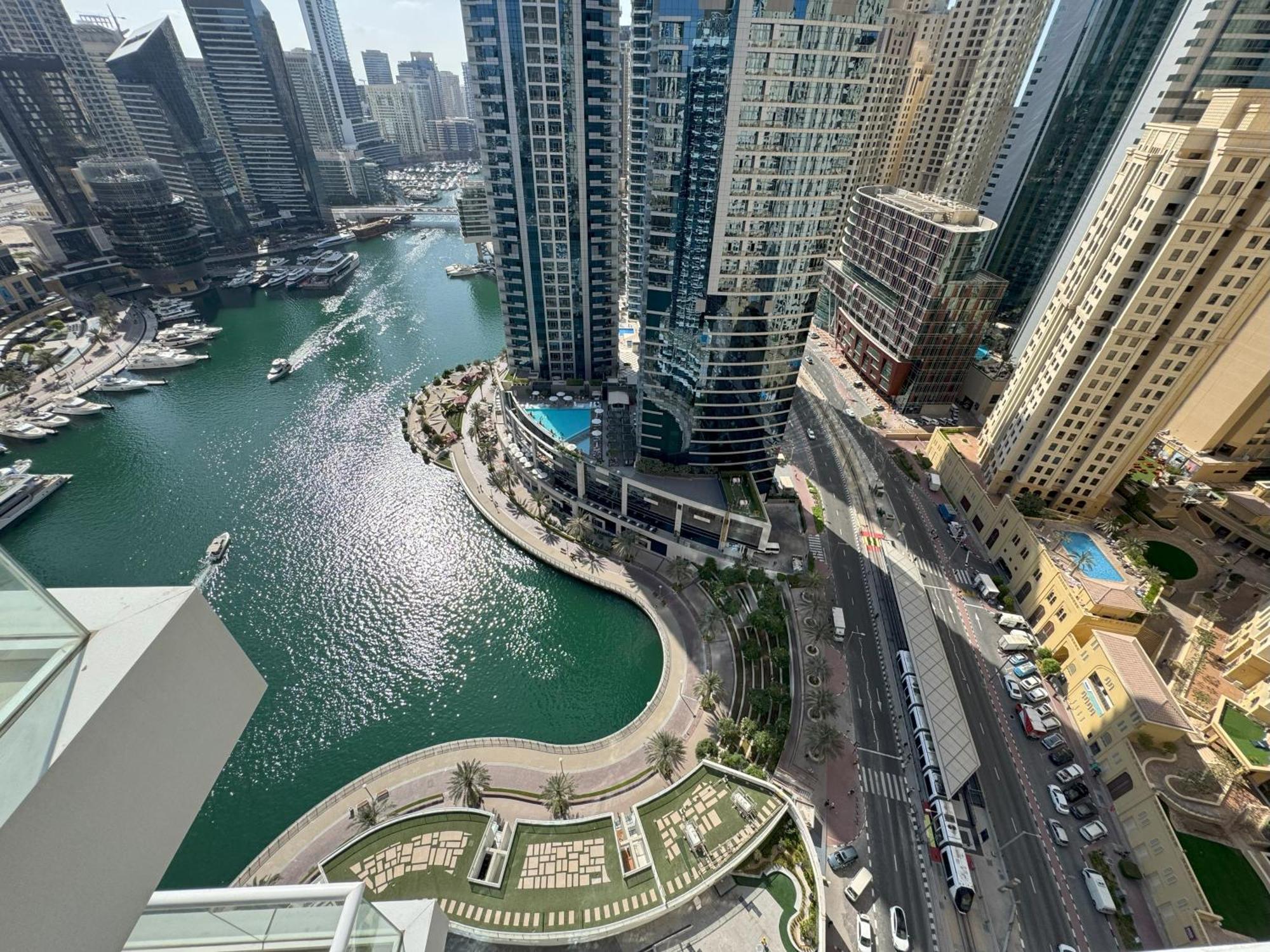 Apartament Sunrise Homes - 2 Bedroom With Panoramic Marina Views *