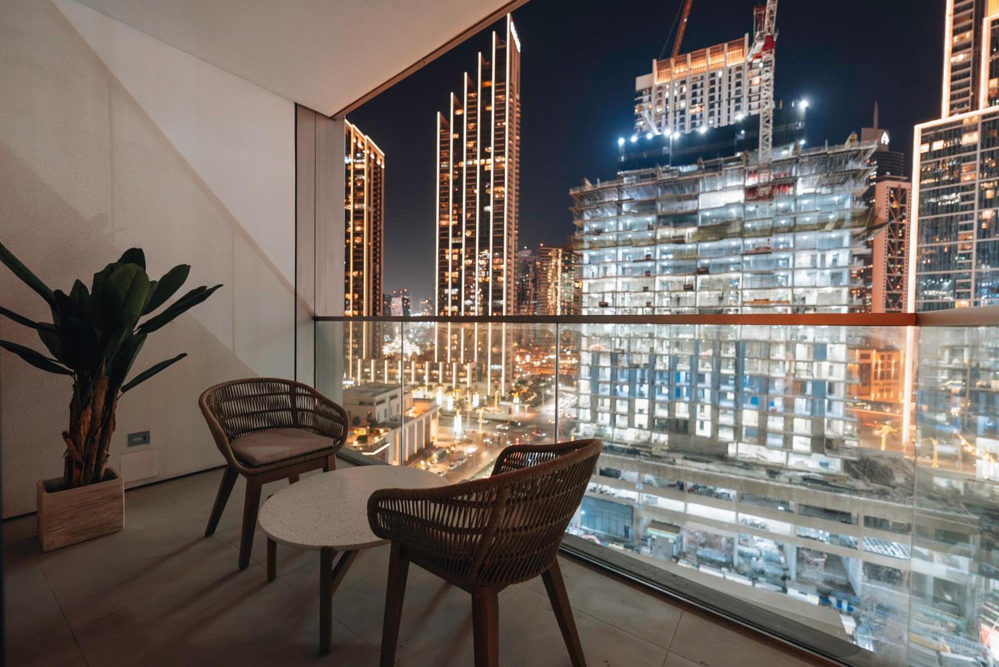 Modern 1-bedroom In Downtown Near Mall & Burj Khalifa * Dubái