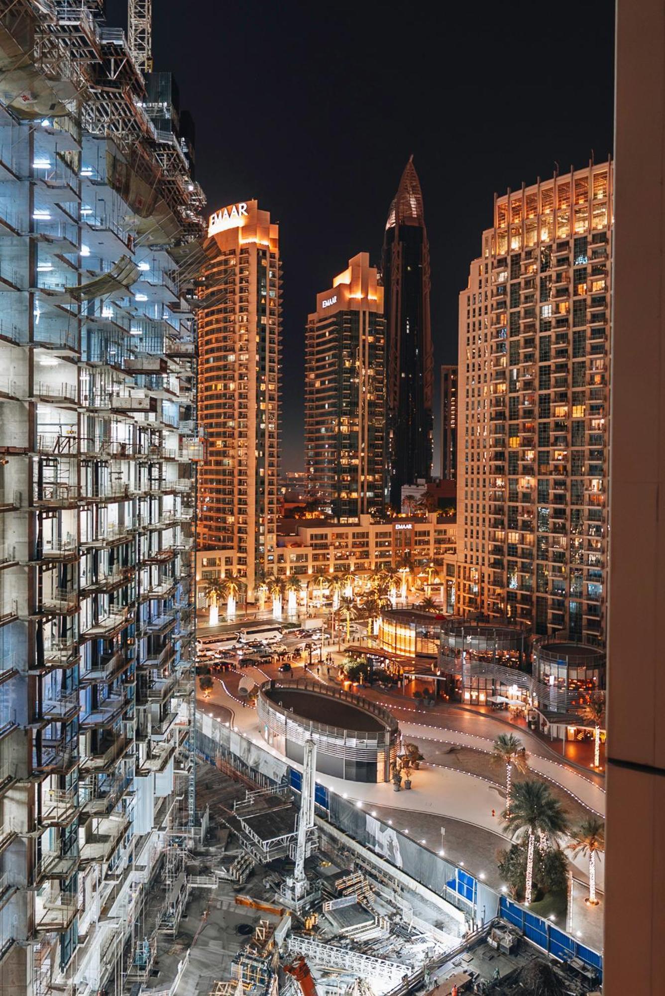 Lägenhet Luxury 1-bedroom In Downtown I Walk To Mall And Fountains