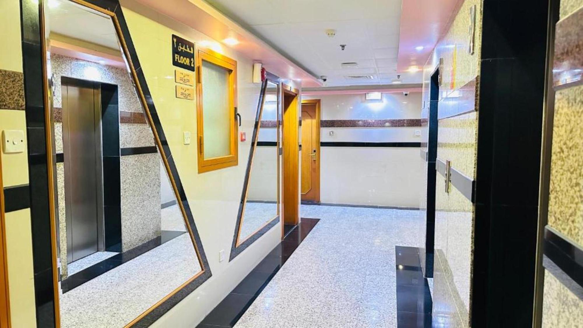 Hotel Belvilla Luxury San Marino Near Deira Clock Tower
