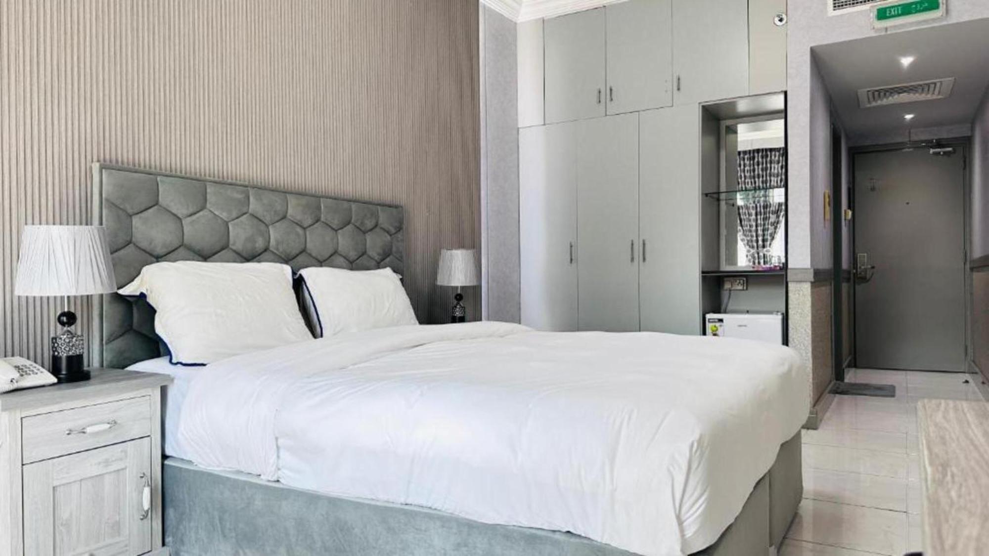 Hotel Belvilla Luxury San Marino Near Deira Clock Tower