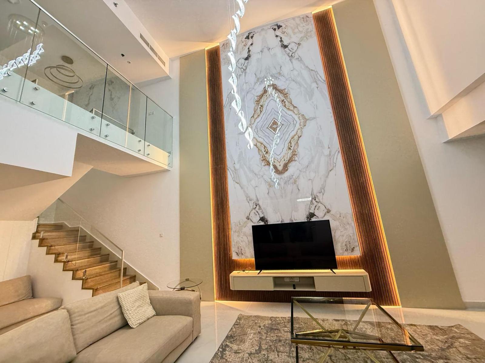 Spacious Modernized 2 Bedroom And Duplex 4 Br By Taskeen Homes * Dubai