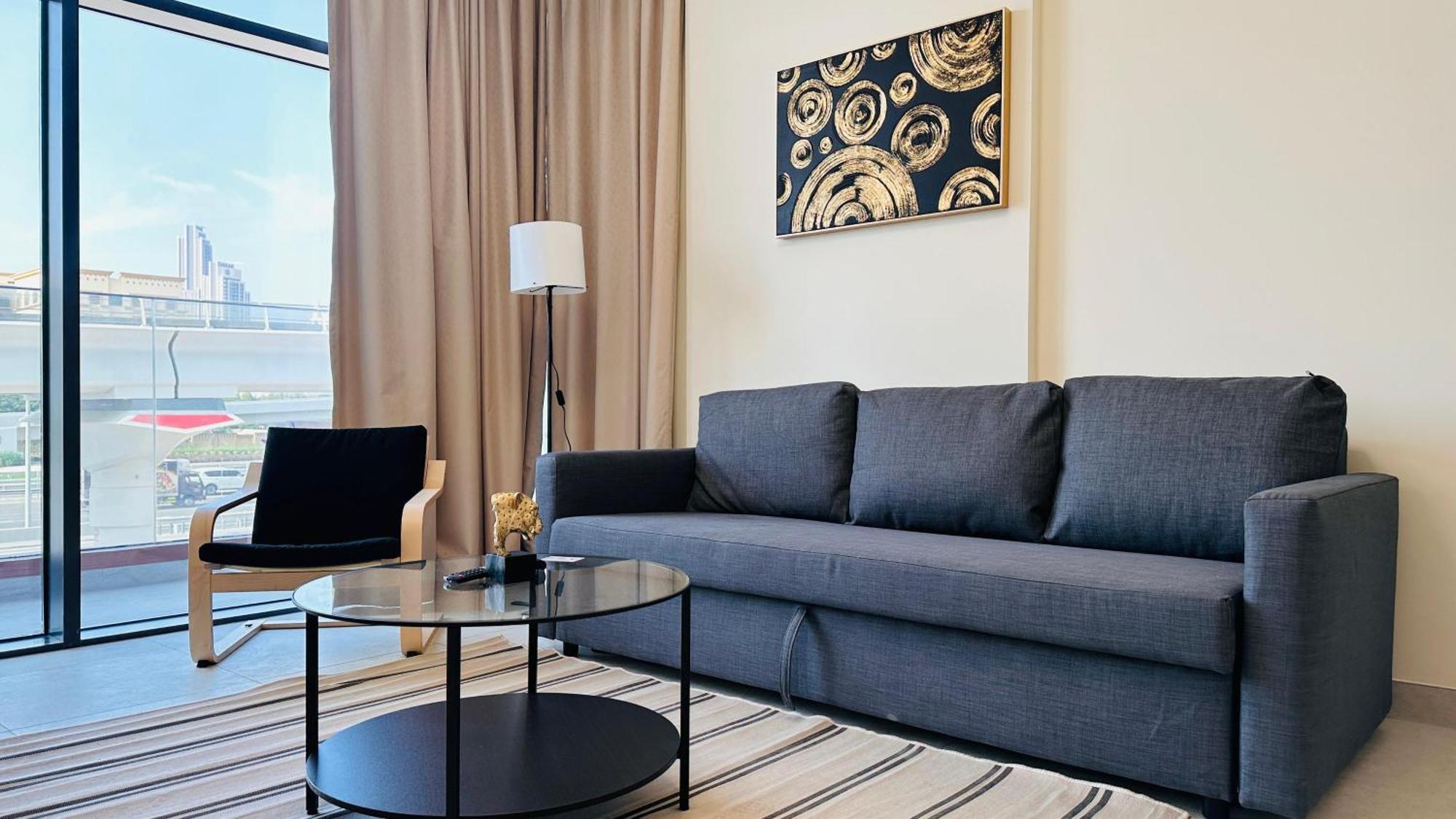 Hotell Sunday Sheikh Zayed Road Concord Tower By Belvilla