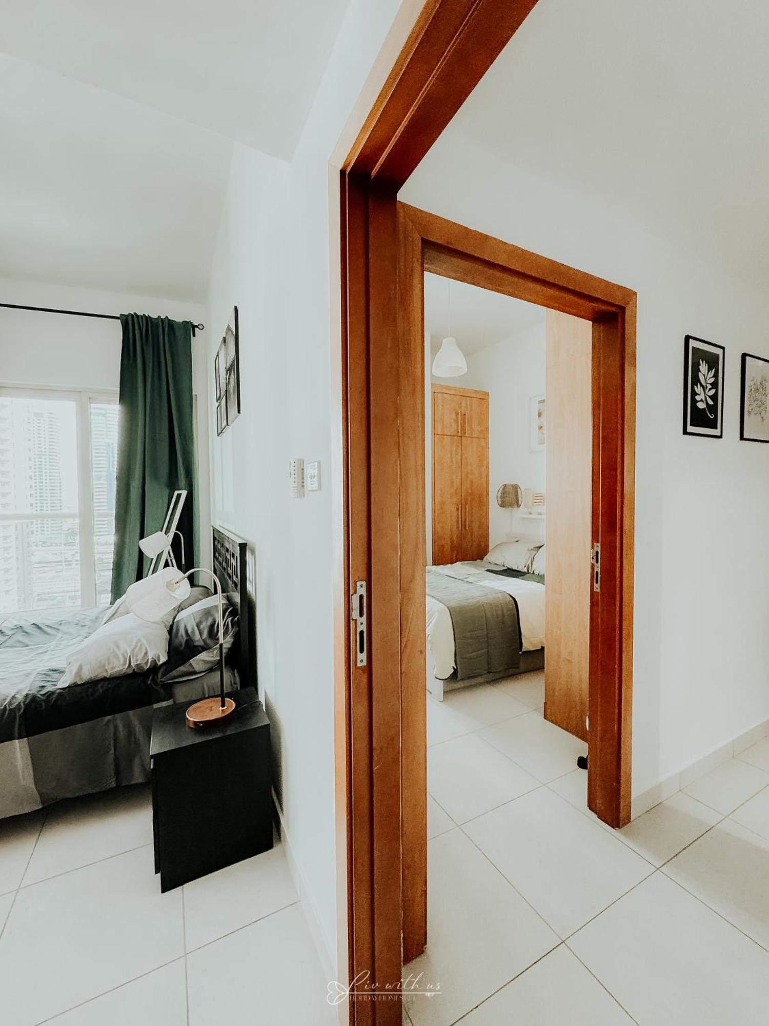 Liv With Us Homes - Marina View Tower B * Dubaï