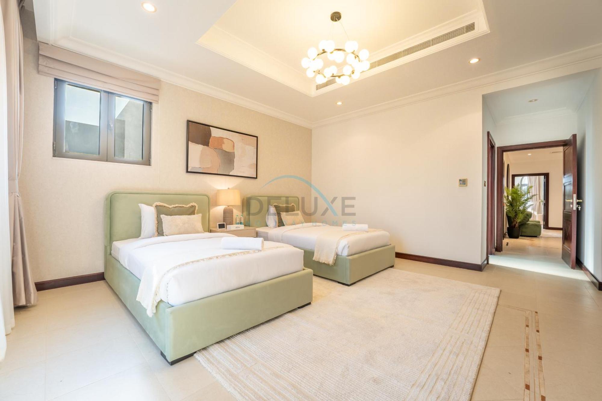 Villa Beachfront 6br And Assistant's With Private Pool, Palm Villa, Palm Jumeirah By Deluxe Homes Dubaï