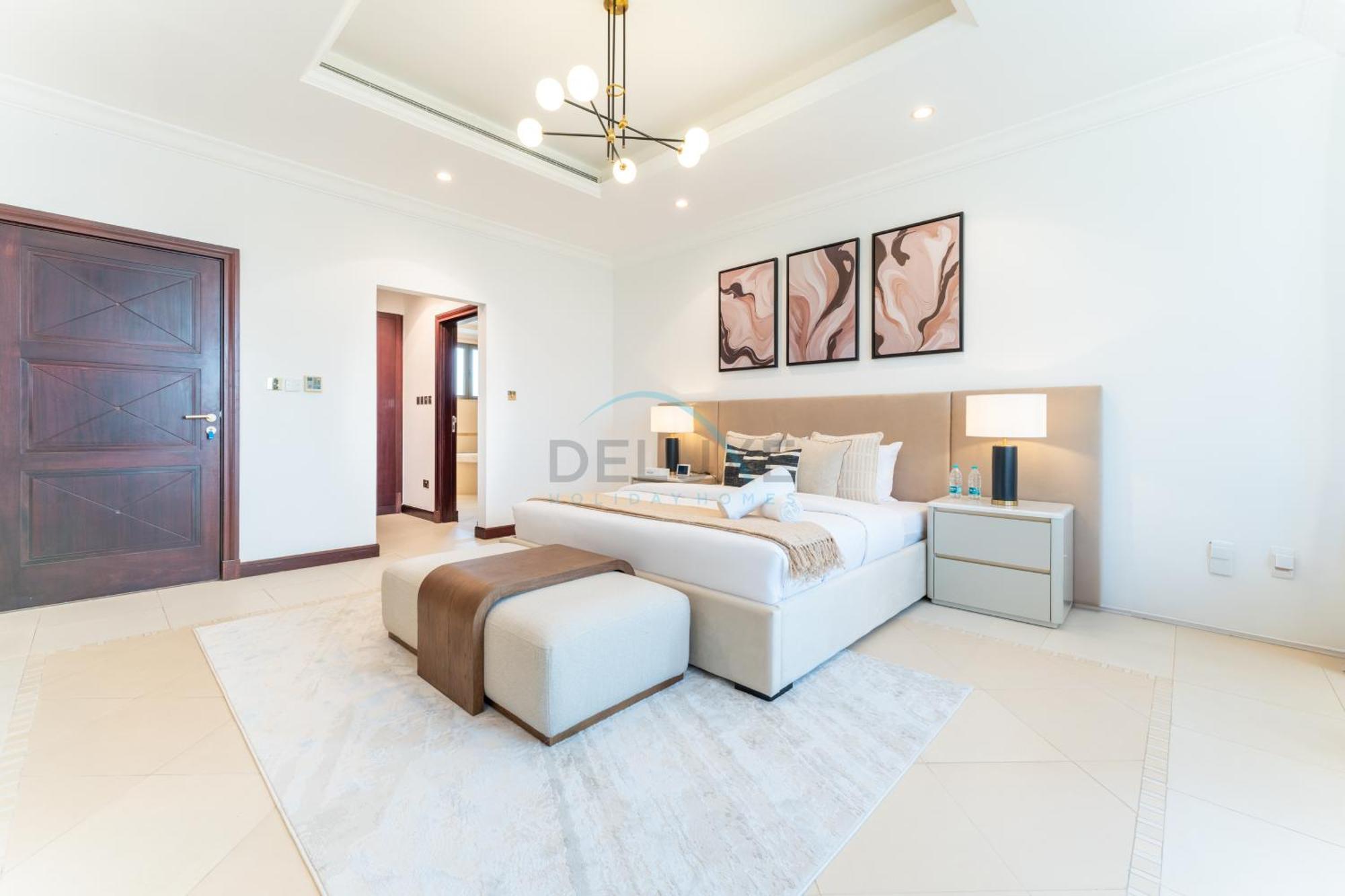 Beachfront 6br And Assistant's With Private Pool, Palm Villa, Palm Jumeirah By Deluxe Homes Villa Dubaï