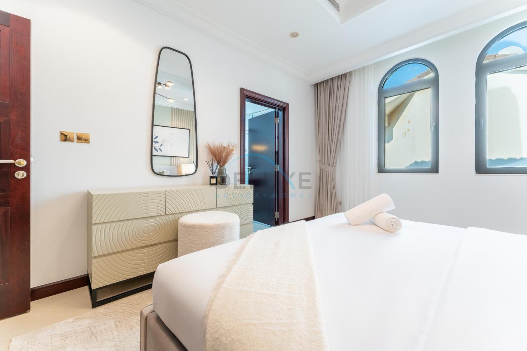 Villa Beachfront 6br And Assistant's With Private Pool, Palm Villa, Palm Jumeirah By Deluxe Homes Dubaï