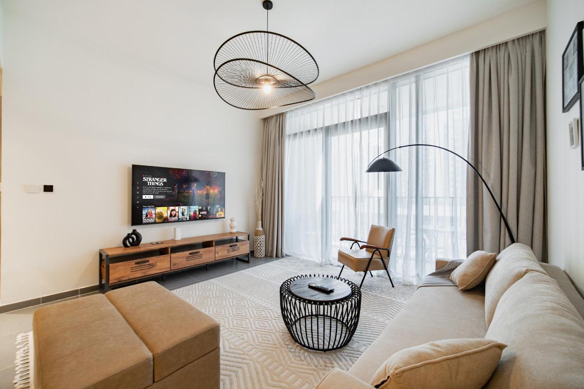 Waterfront 1br With Infinity Pool In Creek Edge T1 * Dubai