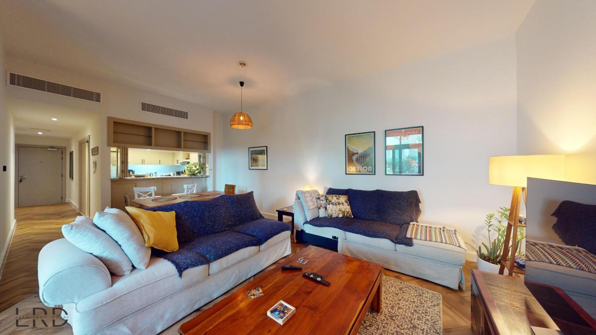 Private Garden Views Fully Furnished * Dubaï