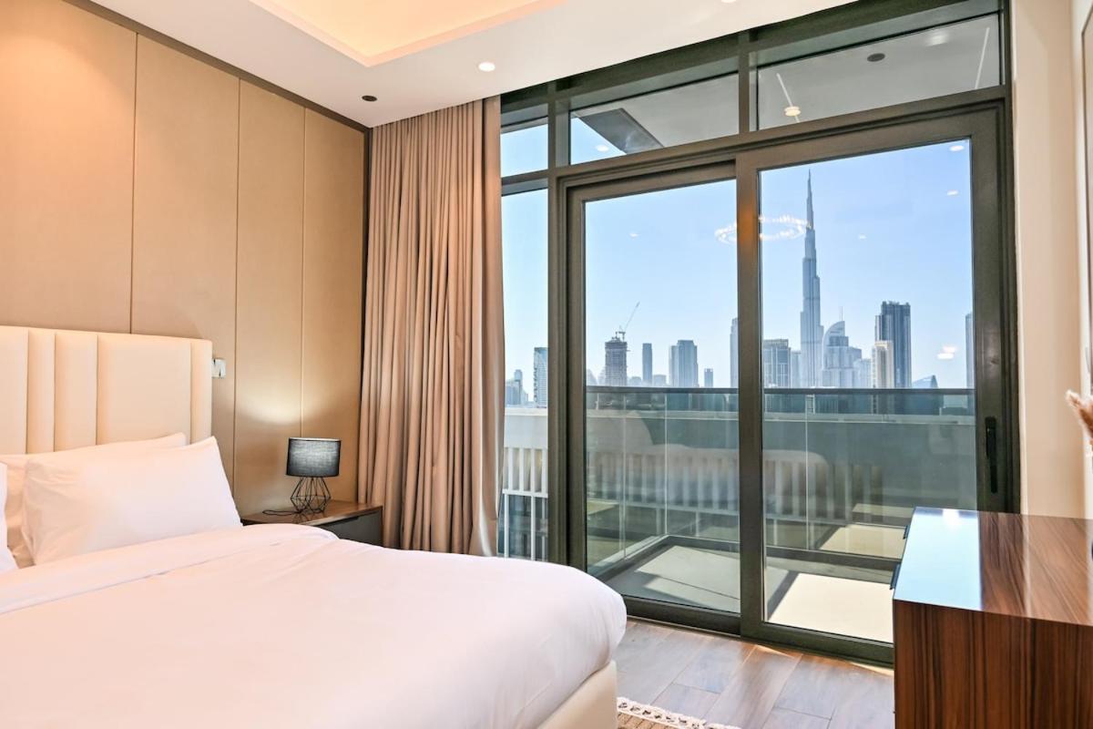 Stunning 1 Bdr Luxury With Burj Khalifa View * Dubaï