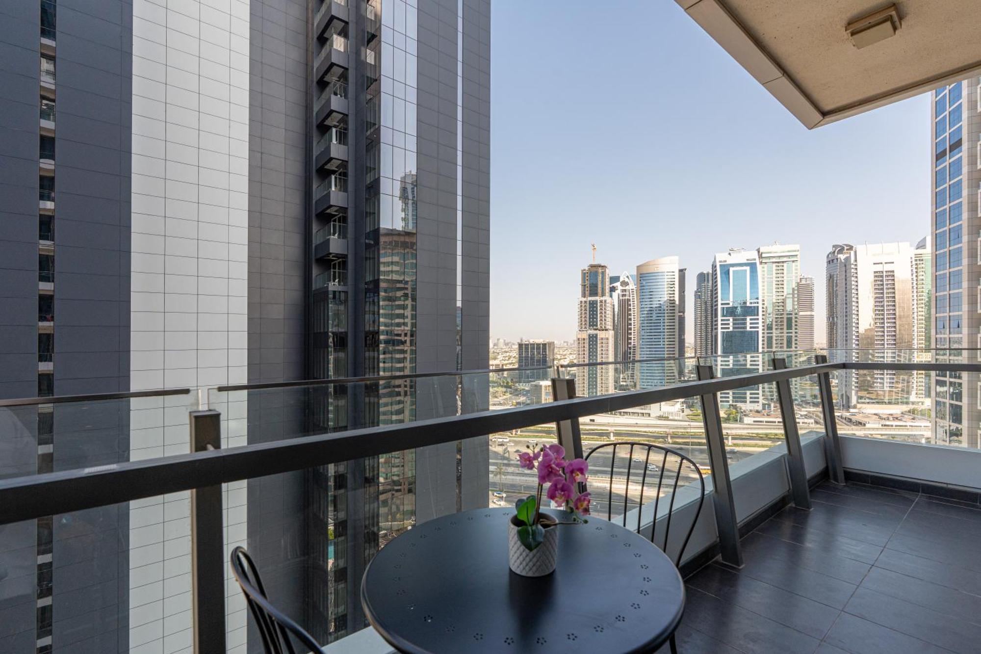 Silverene Towers - Of Choice Apartamento *