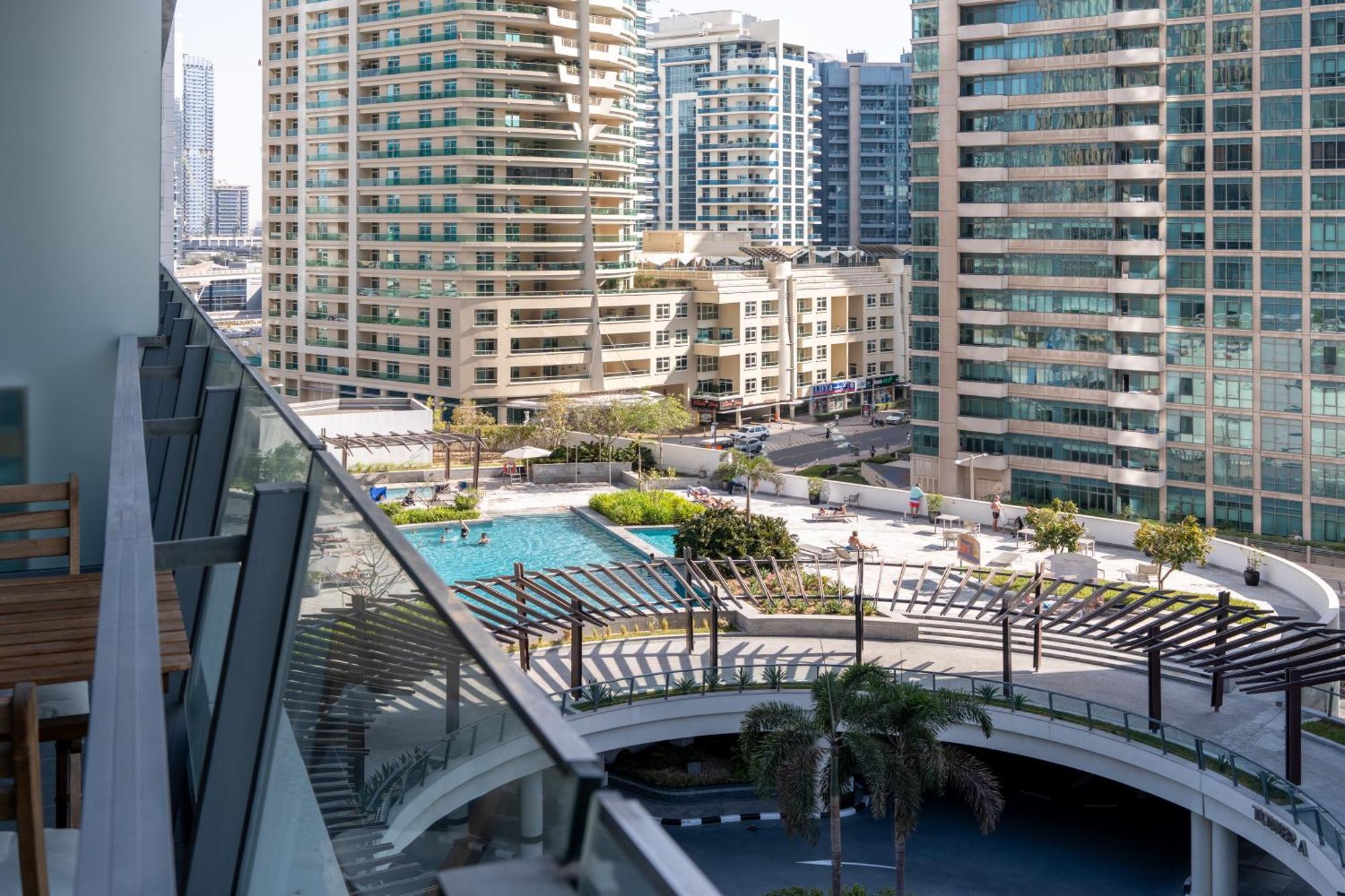 Apartamento Silverene Towers - Of Choice Dubái