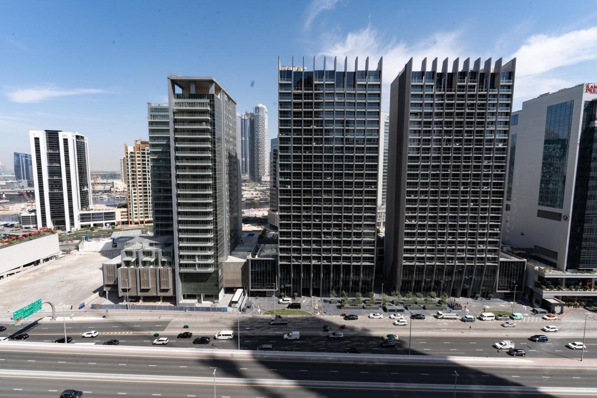 Apartment Holidays R Us Canal View Dubai