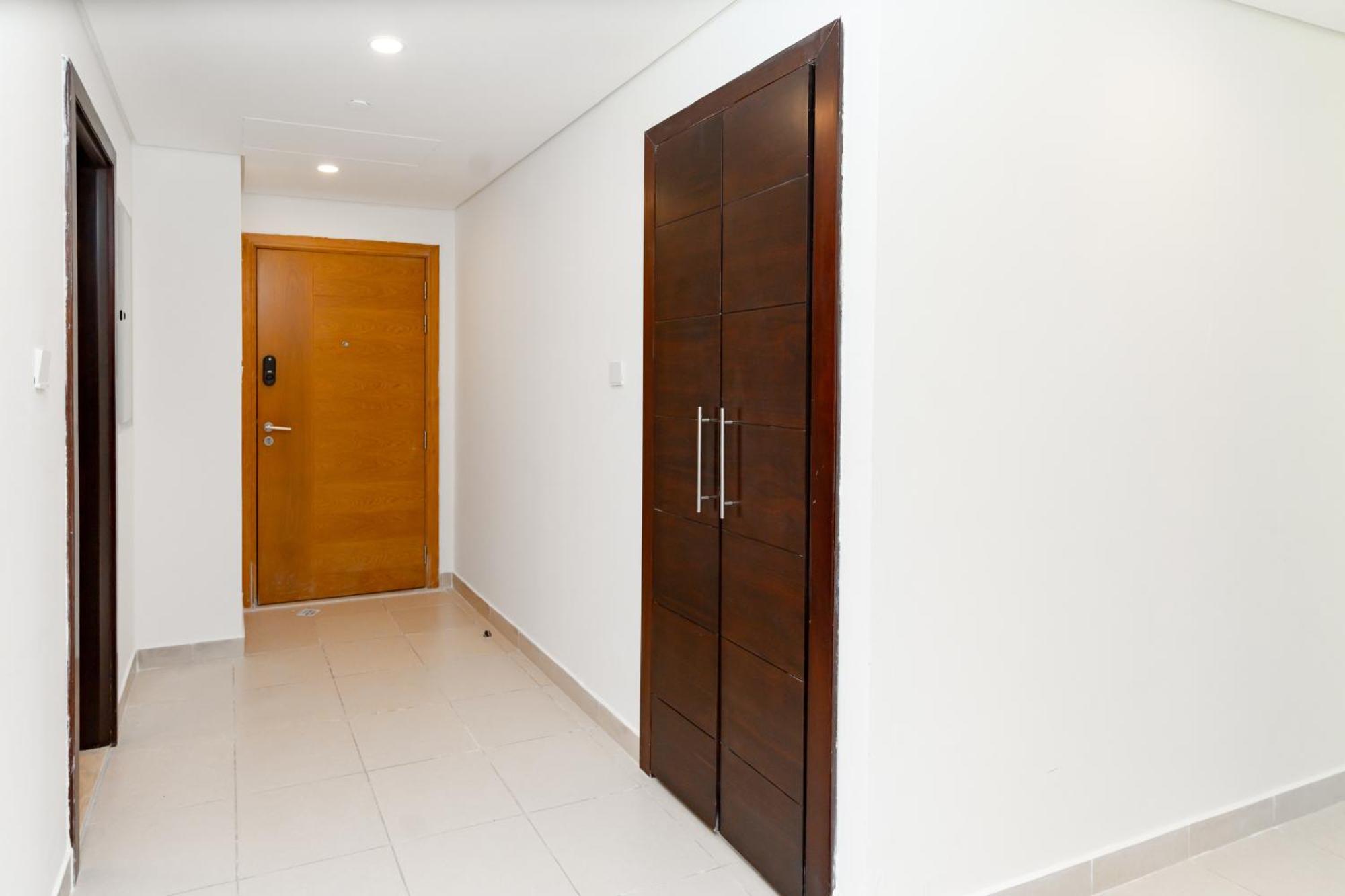 Holidays R Us Canal View Apartment