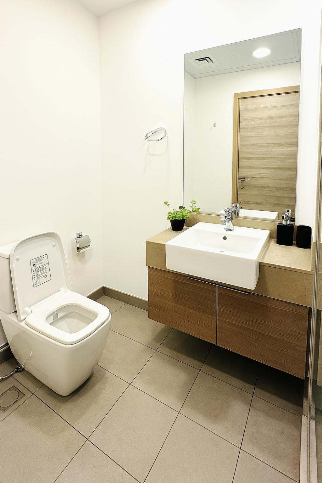 Luxurious & Modern In Jvc Apartemen