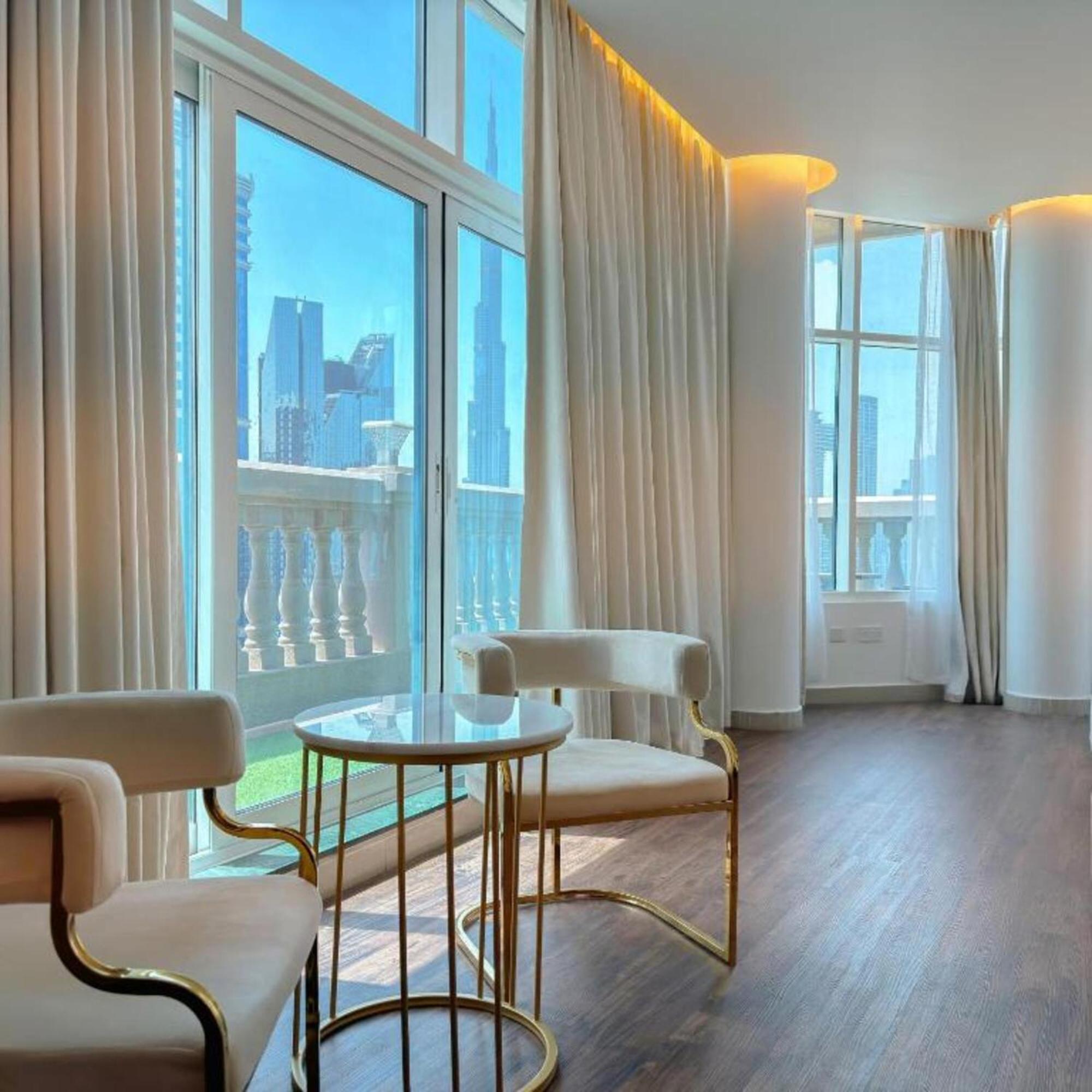 Emirates Grand Aparthotel Hotel