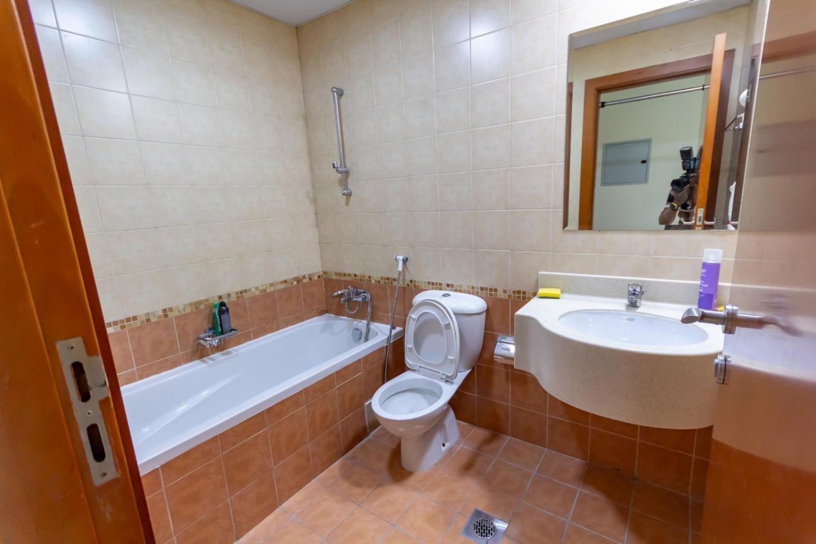 Deluxe For Rent At Marina View Towers Privatunterkunft Dubai