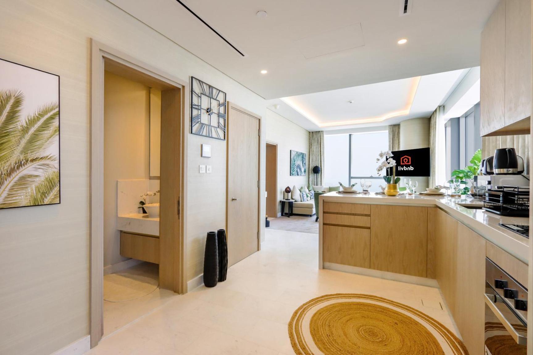 Livbnb - 1br W/spectacular Sea Views In Palm Tower Dubai