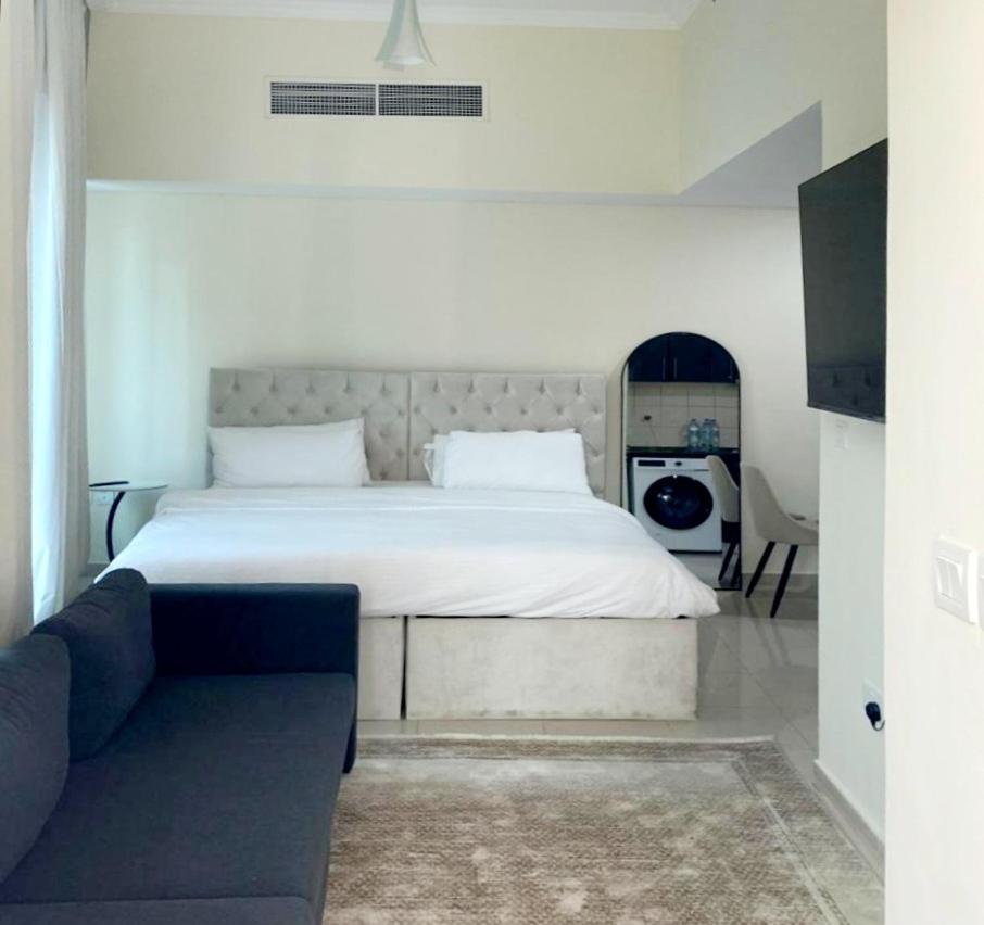 Apartamento Delux Marina The Bay 5 Min Jbr & 3 Min To Tram Station