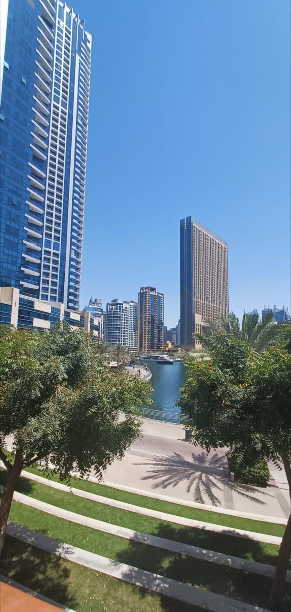 Delux Marina The Bay 5 Min Jbr & 3 Min To Tram Station Apartamento *