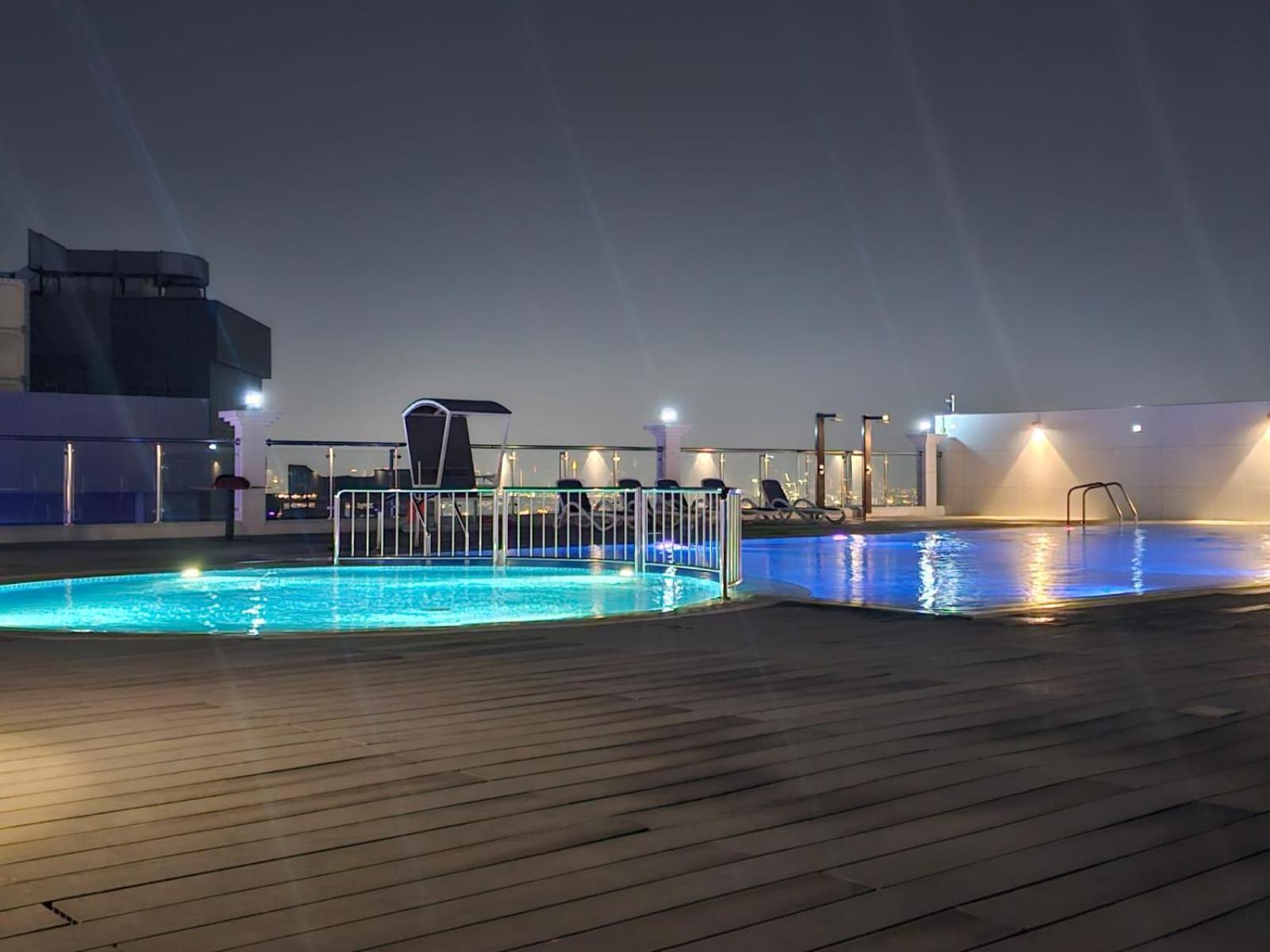 Silicon Oasis Staycation Lägenhet Dubai