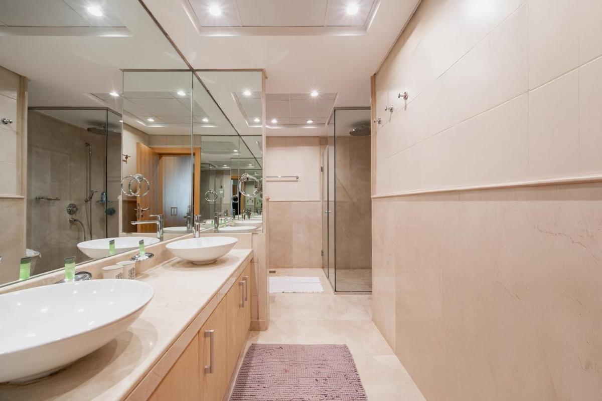Your Private With Sea View & Crib - Palm 2br