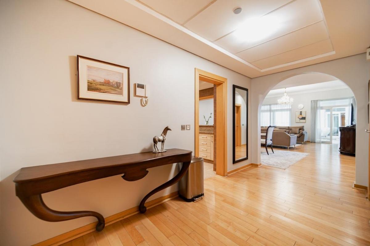 Your Private With Sea View & Crib - Palm 2br