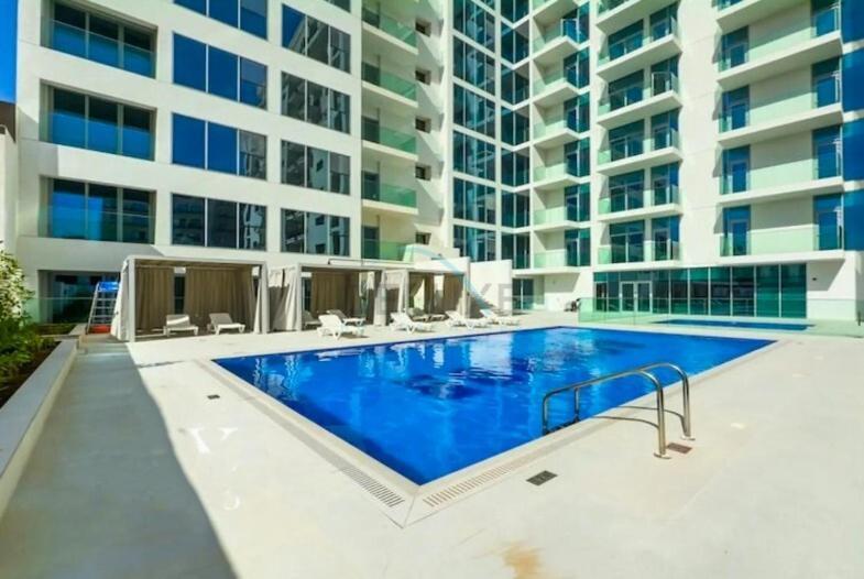 Views 1br With Balcony Near Mall, Concept 7 Residences, Jumeirah Village Circle By Deluxe Homes Apartament Dubai