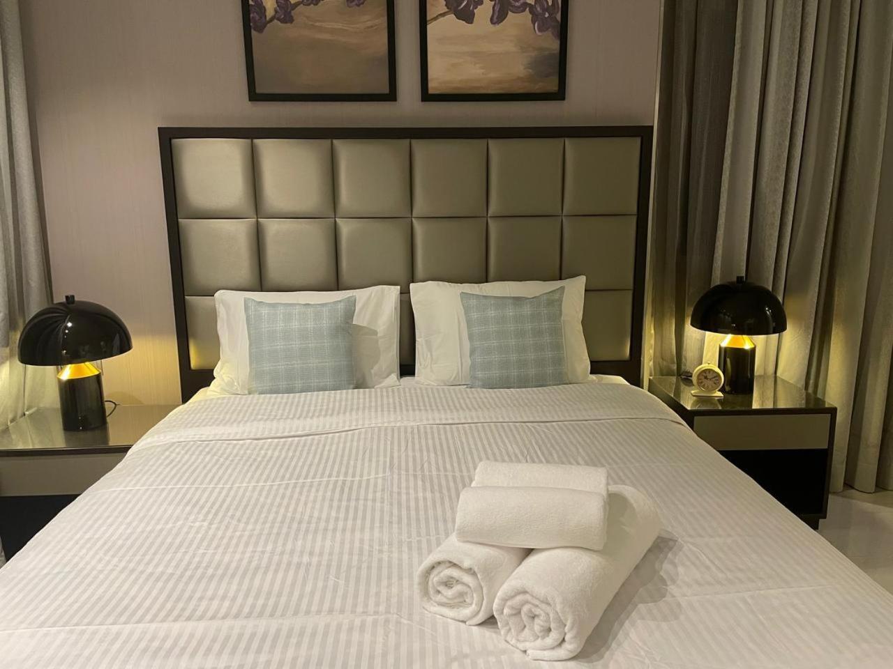 Damac Majestine Vip - Manzar Holiday Homes Dubai