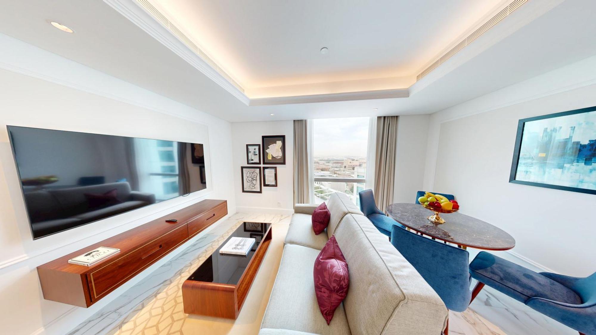 Hotel Cheval Maison - Expo