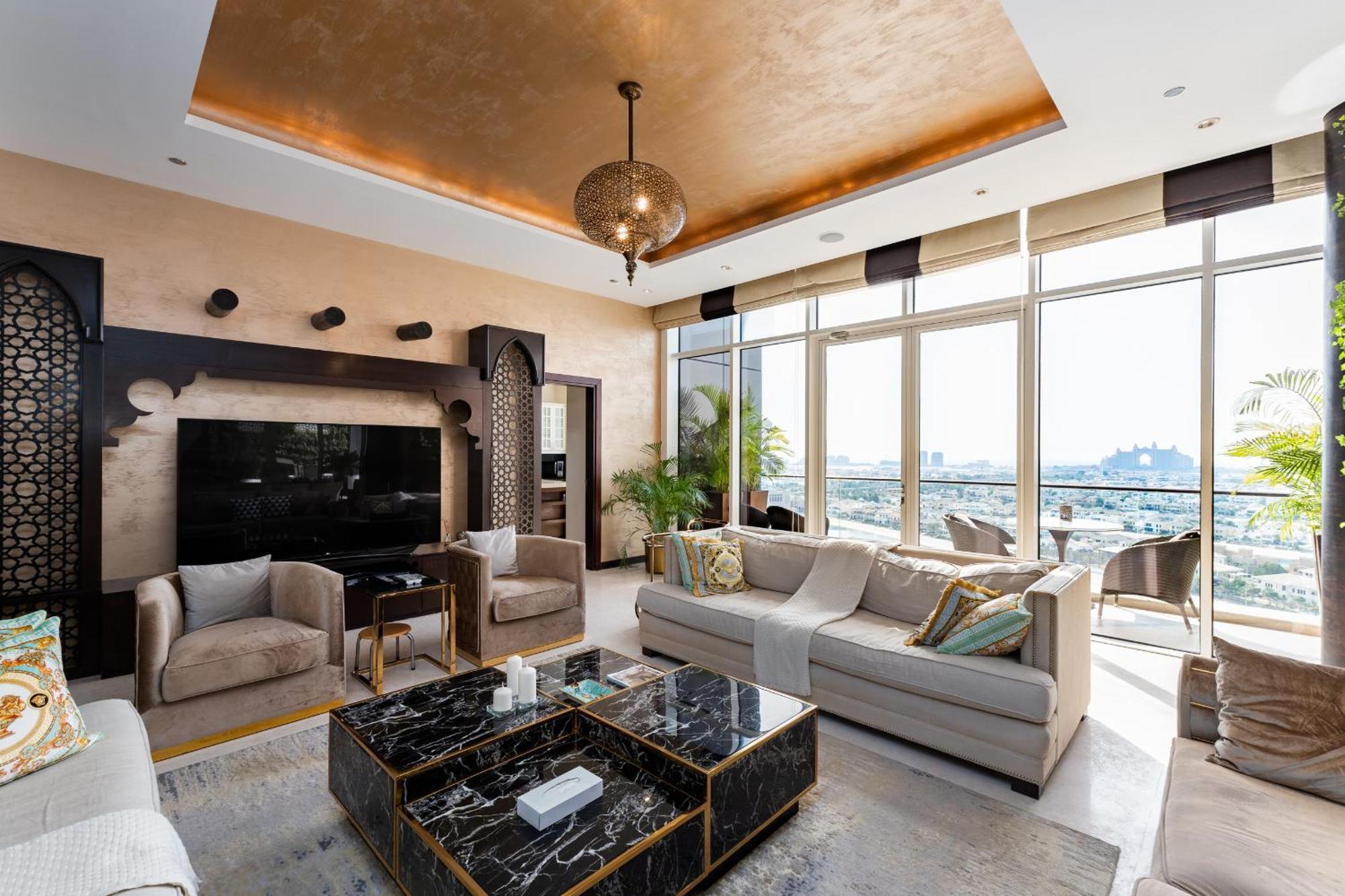 Tiara Residences, Palm Jumeirah - Mint Apartment