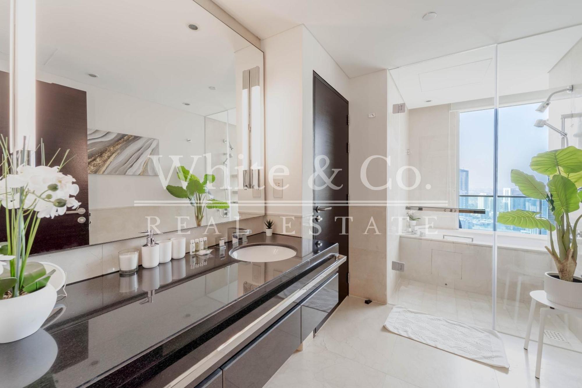 Apartamento 2 Bedroom In The Address Marina Mall W Marina Eye View Dubai