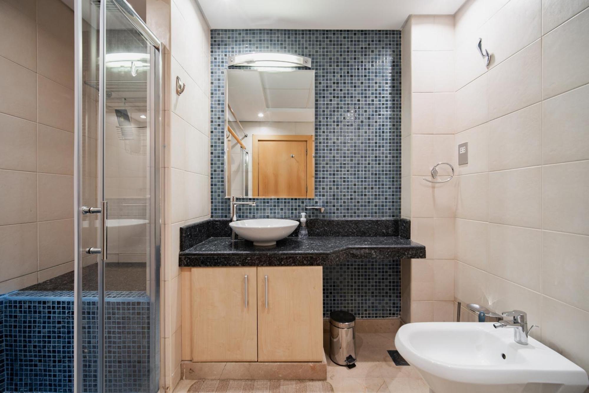 Your Private With Sea View & Crib - Palm 2br Appartement Dubaï