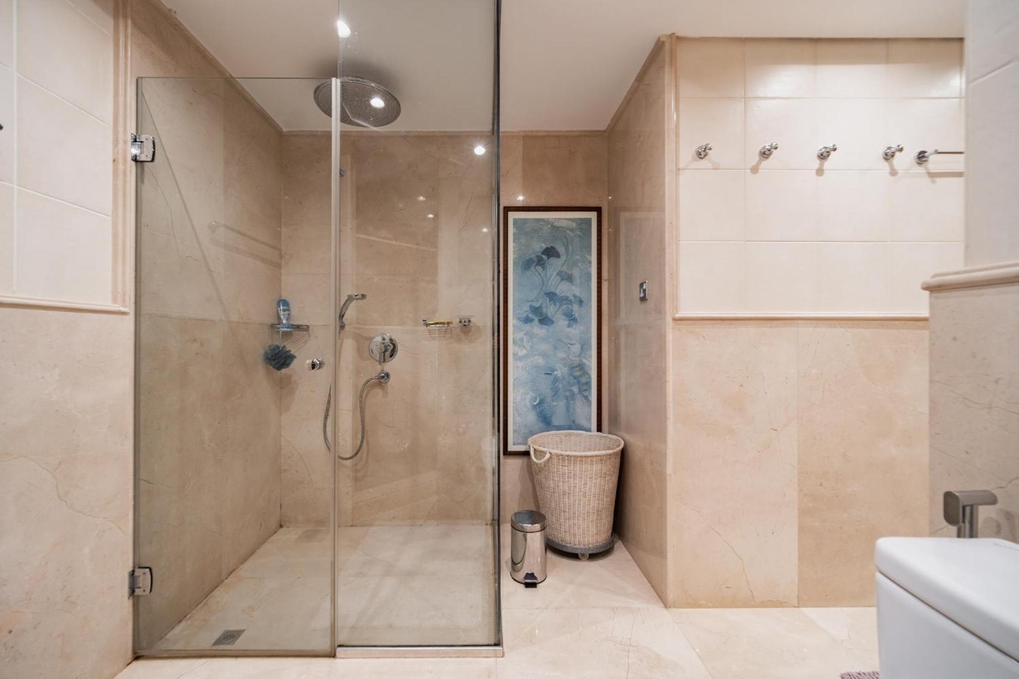 Your Private With Sea View & Crib - Palm 2br