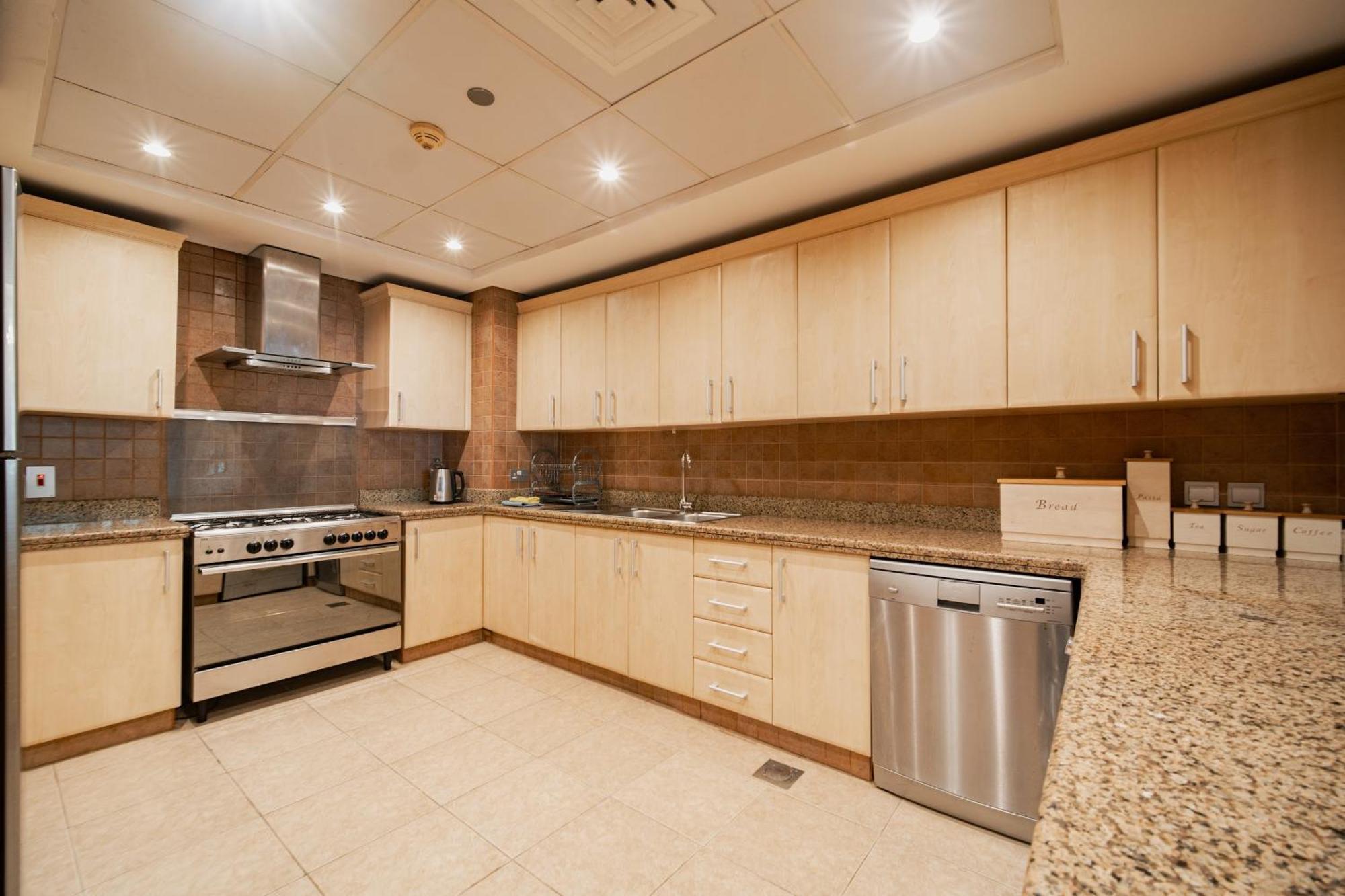 Your Private With Sea View & Crib - Palm 2br Appartement *