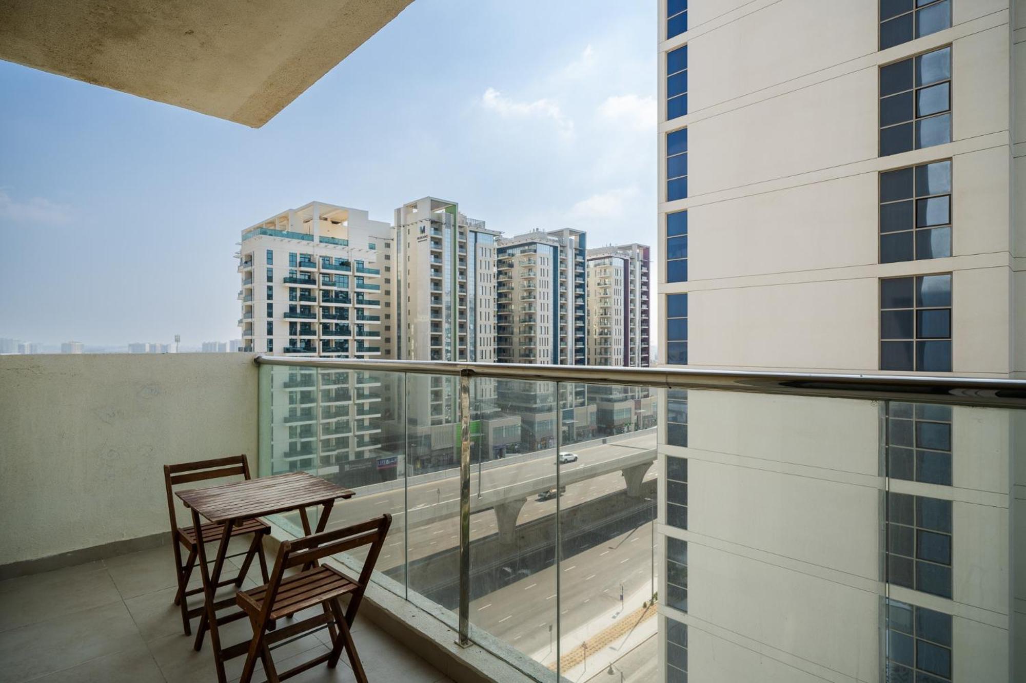 Apartment Alh Vacay In Azizi Samia