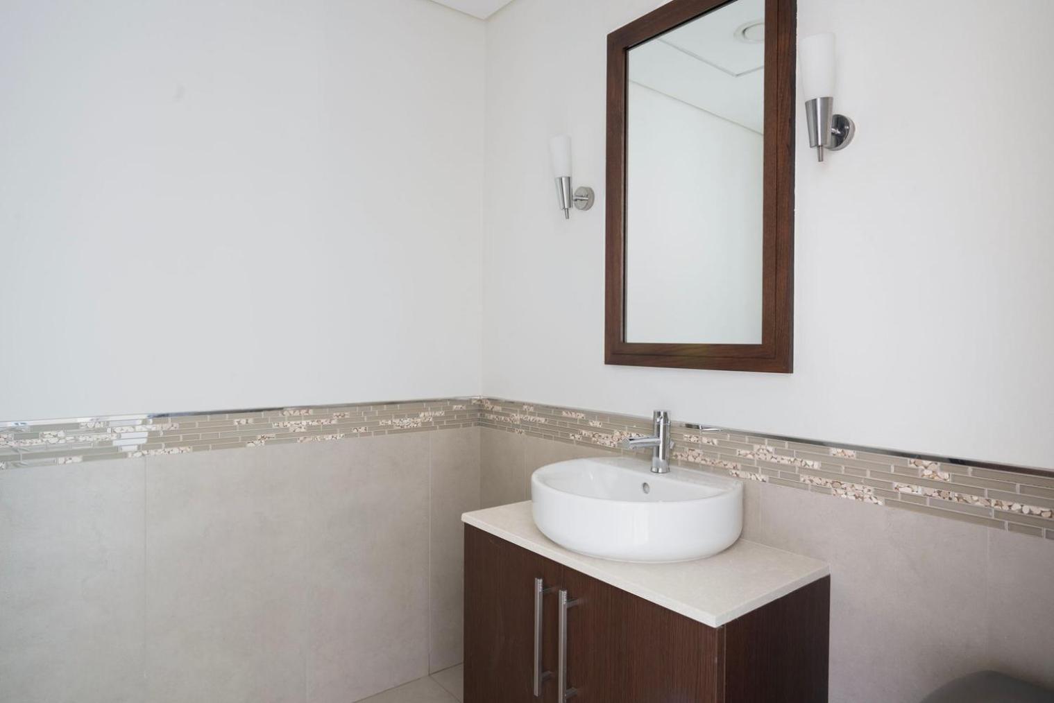 Apartment Blueground Burj Daman Squash Pool Gym Dxb-1393 Dubai