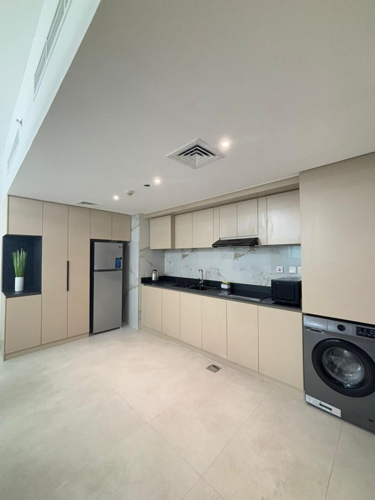 Spacious Modernized 2 Bedroom And Duplex 4 Br By Taskeen Homes Lejlighed *