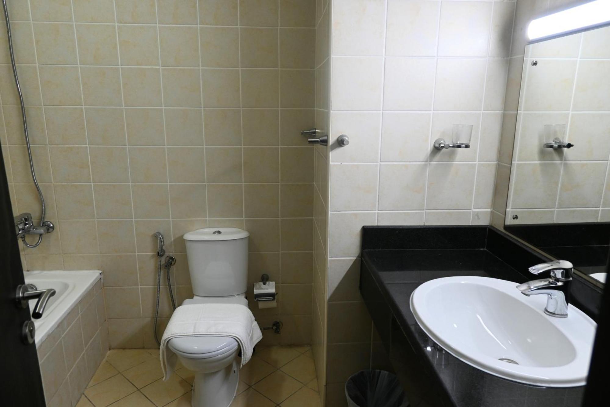Great Flat Near Marina & With Amazing View, Many Activities & En-suite Appartement Dubaï