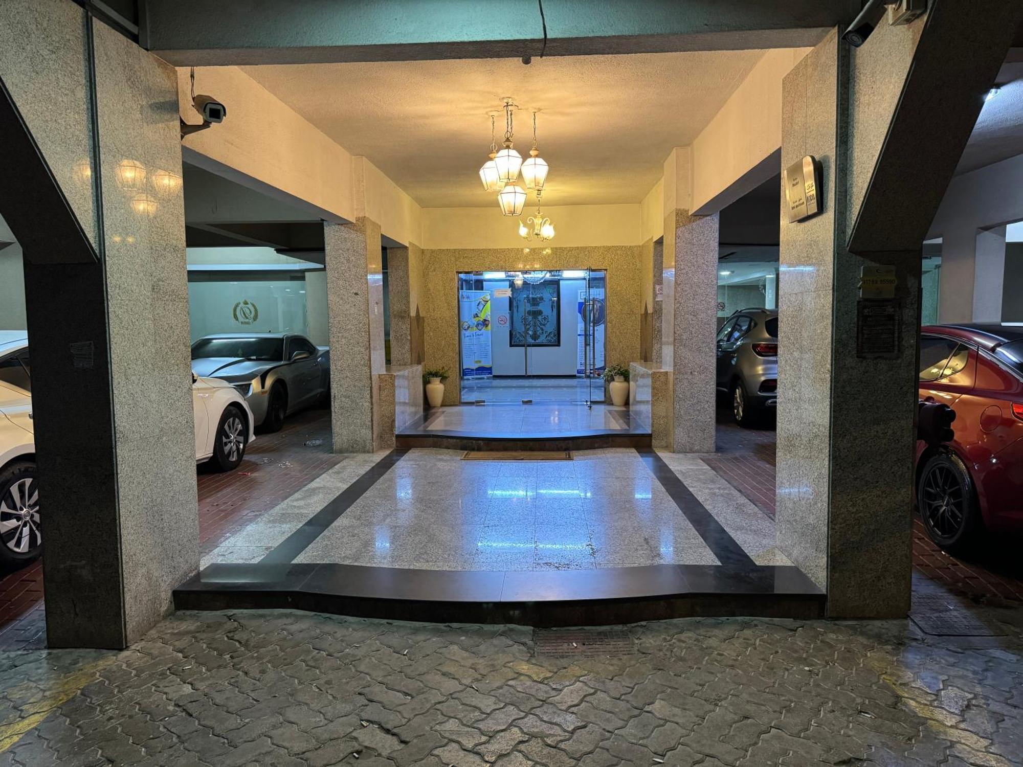 Deebaj Partition Hôtel capsule Dubaï