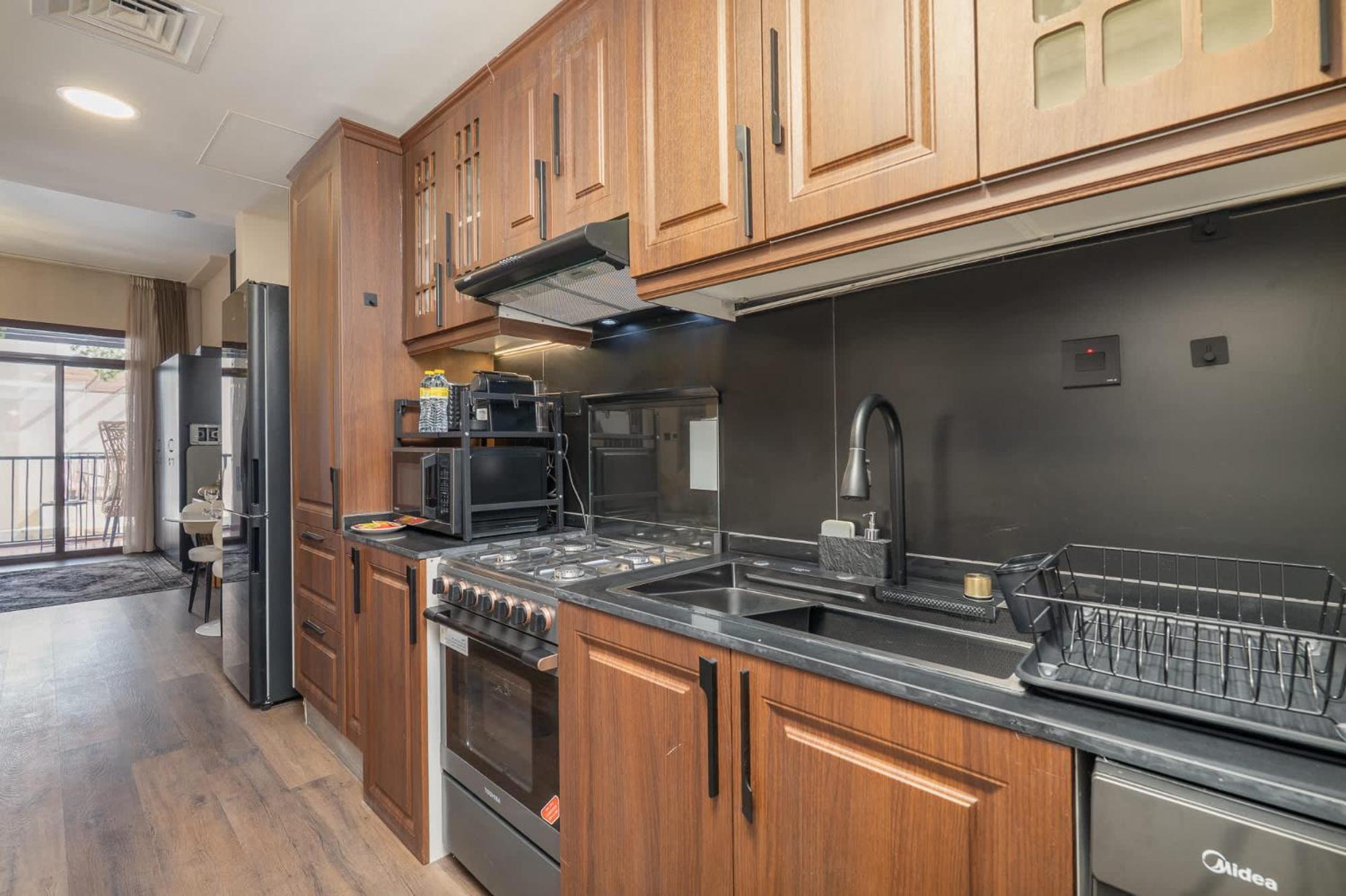 Extravagant For 2 In Jvc * Dubai