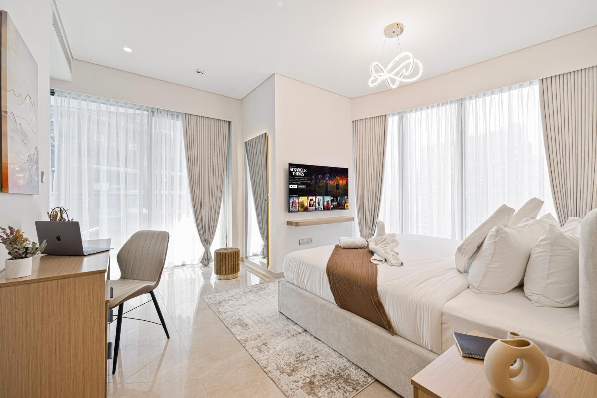 Burj View Luxury 2br In Downtown Apartemen