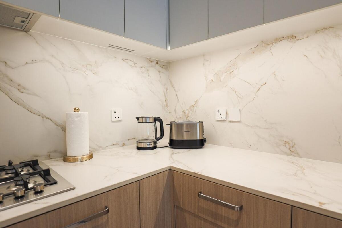 Stylish At Berkeley Place By Ellington