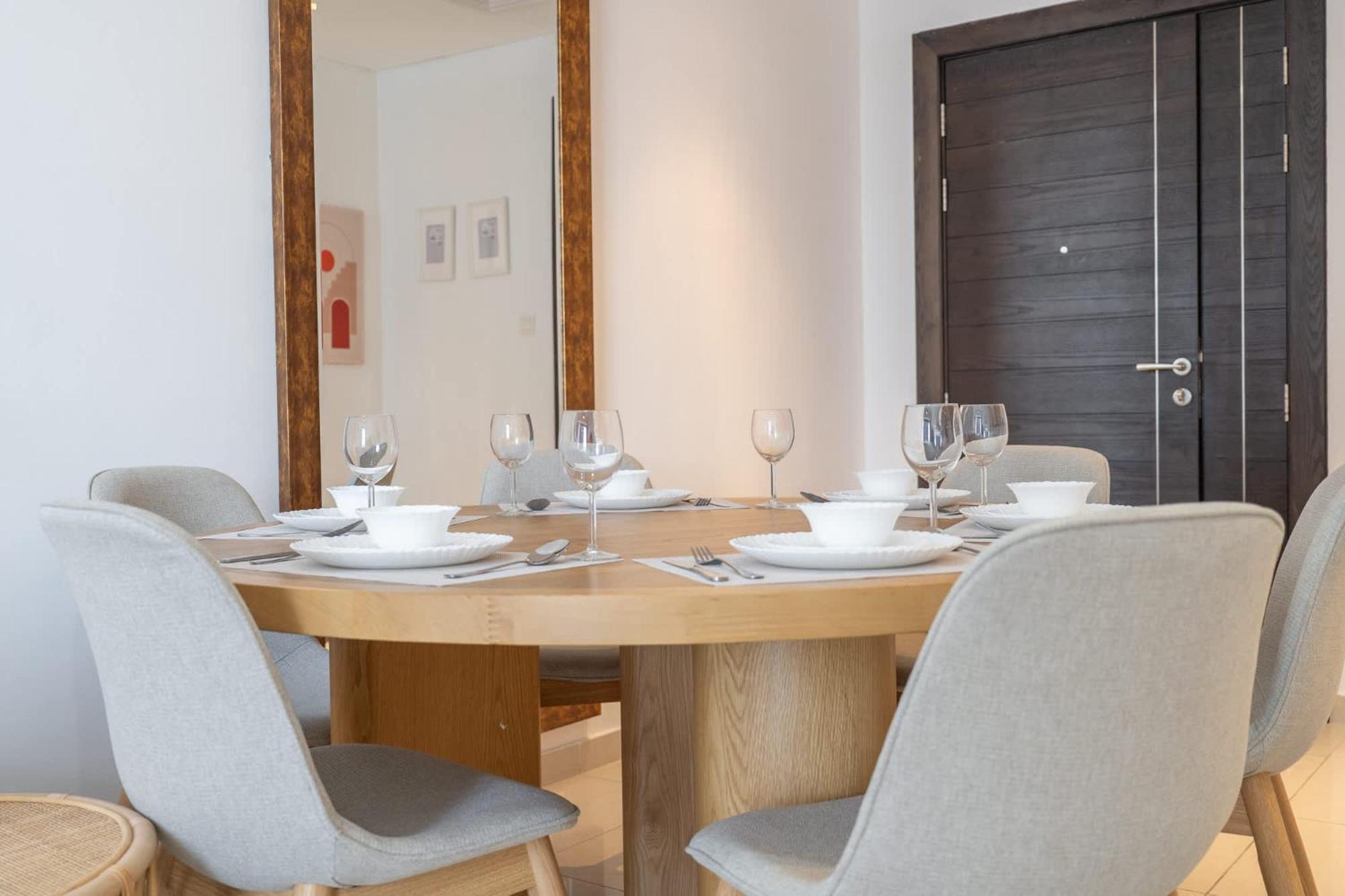 Lägenhet Contemporary 2-bedroom In Silverene *