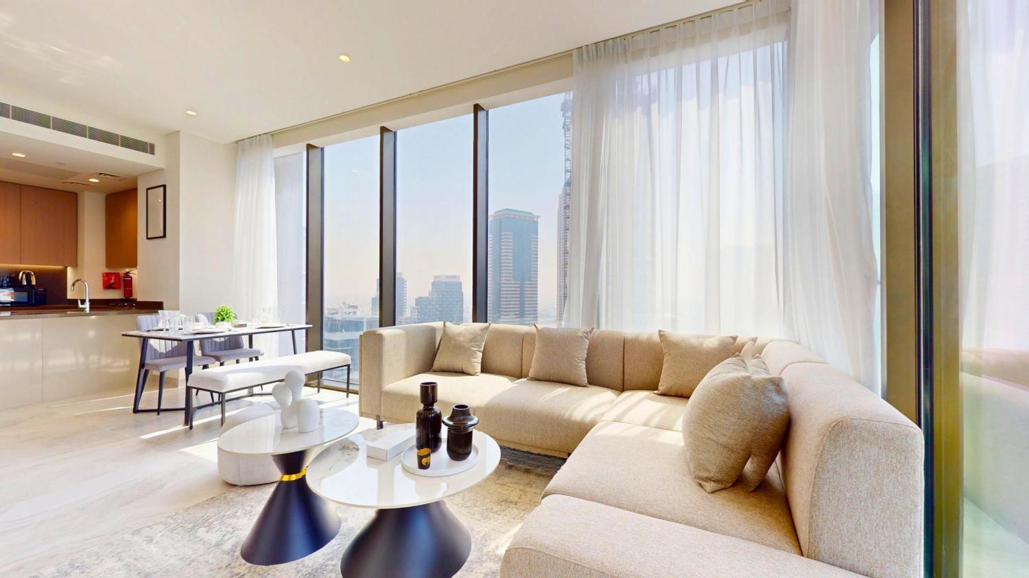 Stylish 1-bedroom In Business Bay - Furnished - Canal & Burj Khalifa Views