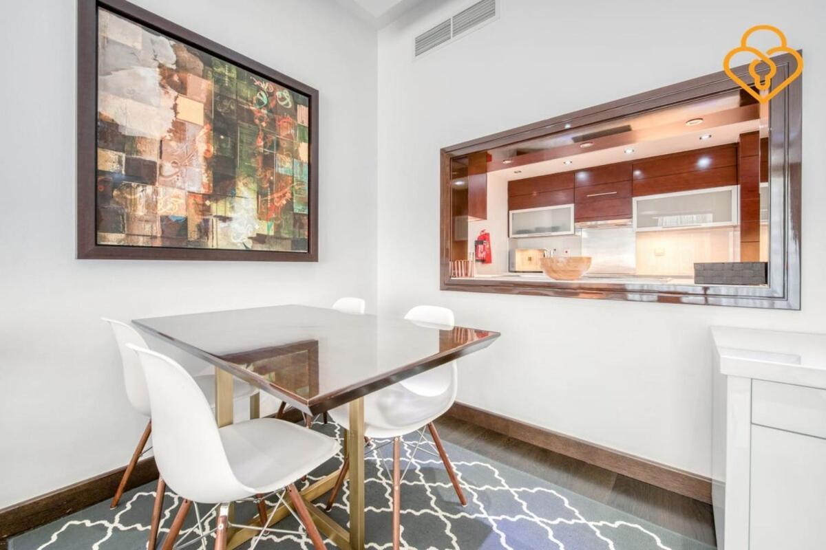 Keysplease Upgraded 1 Bedroom Near Mall, Burj Views Dubai