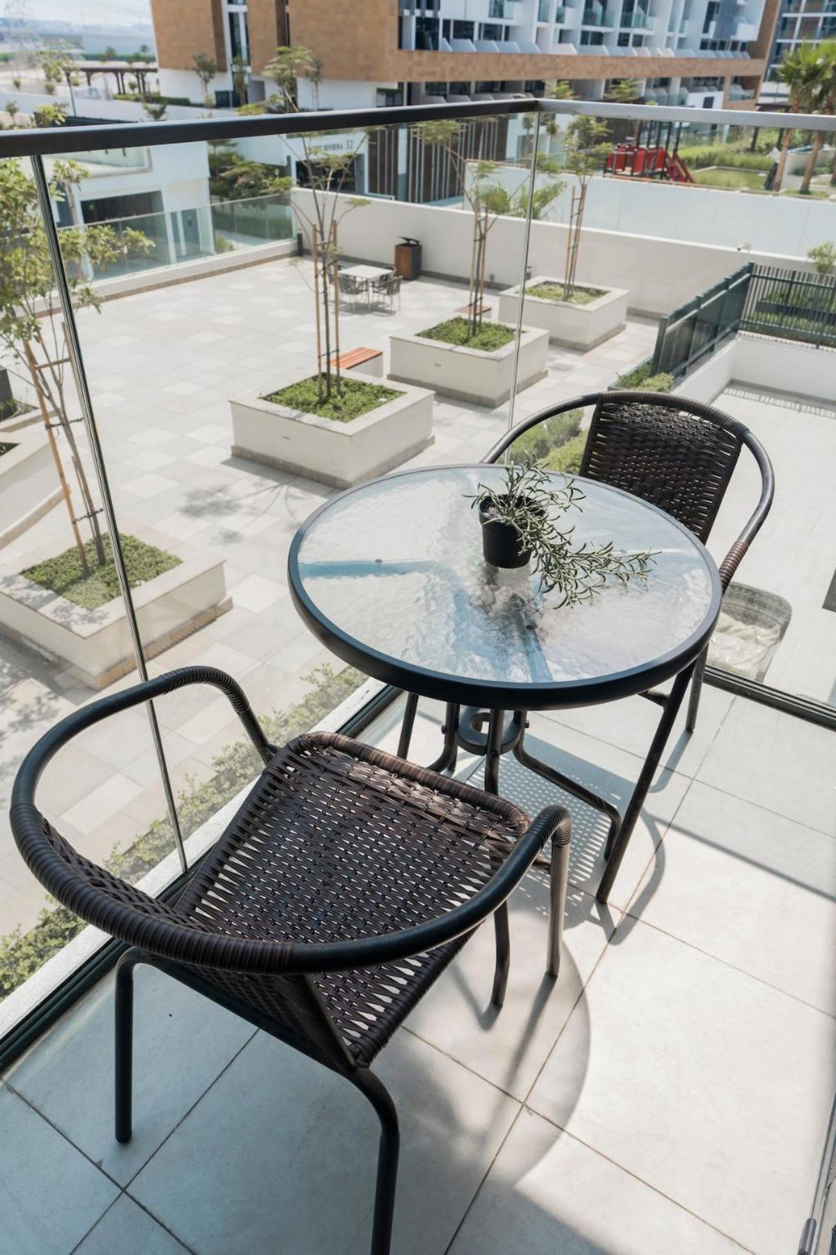 New Modern Japanese Style By Downtown Apartament *