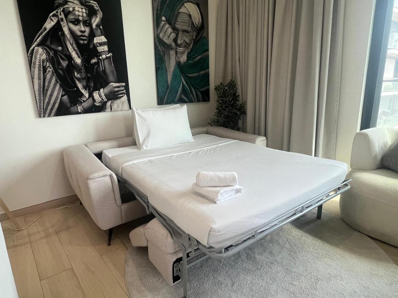 Higuests - Luxury In The Heart Of Jvc At Binghatti Nova Apartment Dubai