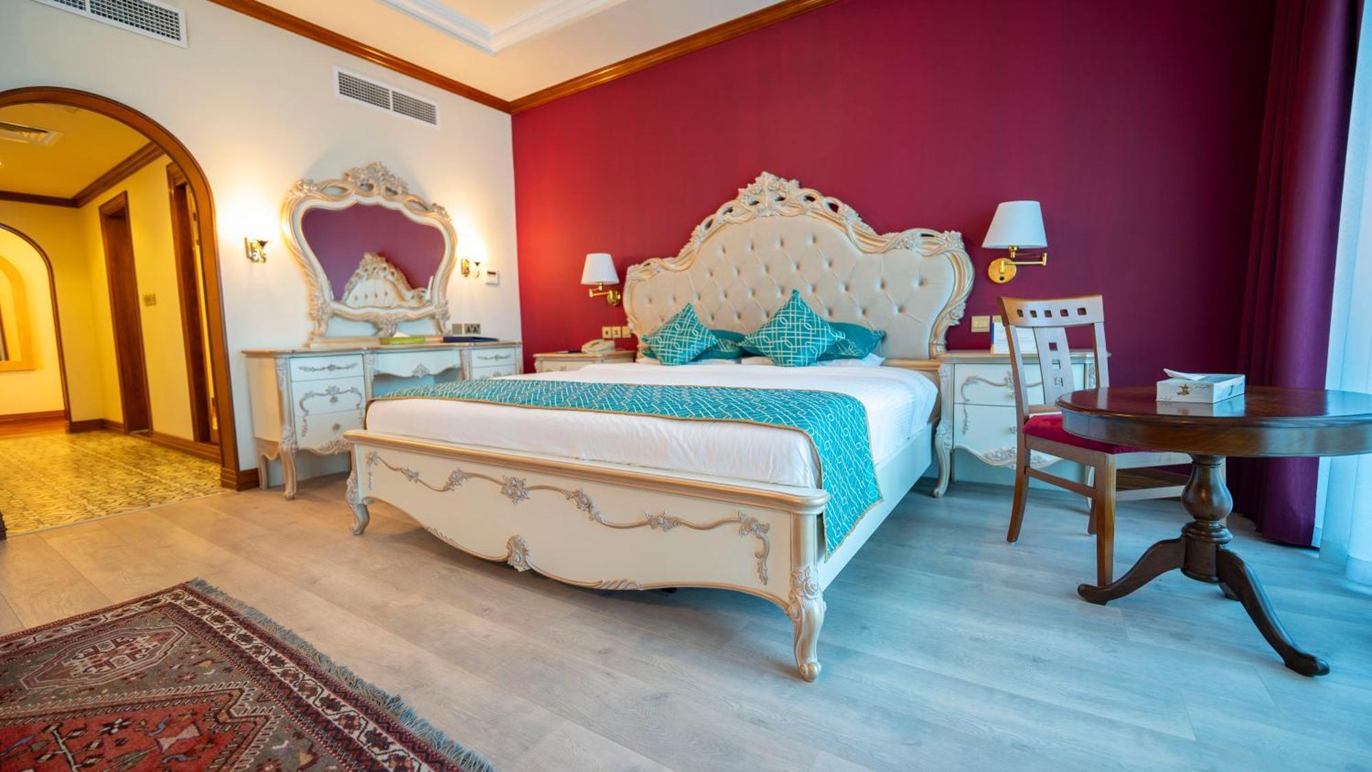 Hotell Riviera 4*